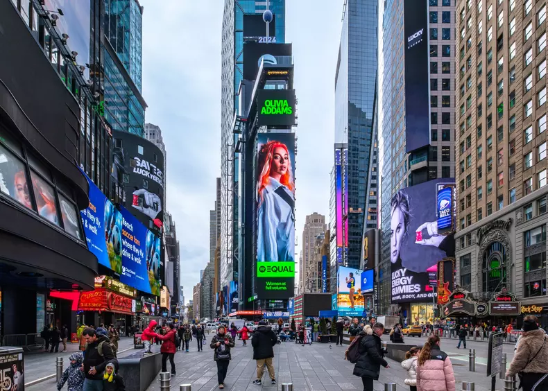 olivia addams times square new york sua