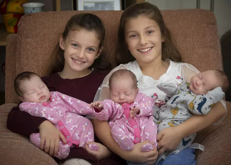 I Fell Pregnant With Triplets On Our First Date Even Though I Was On The Pill