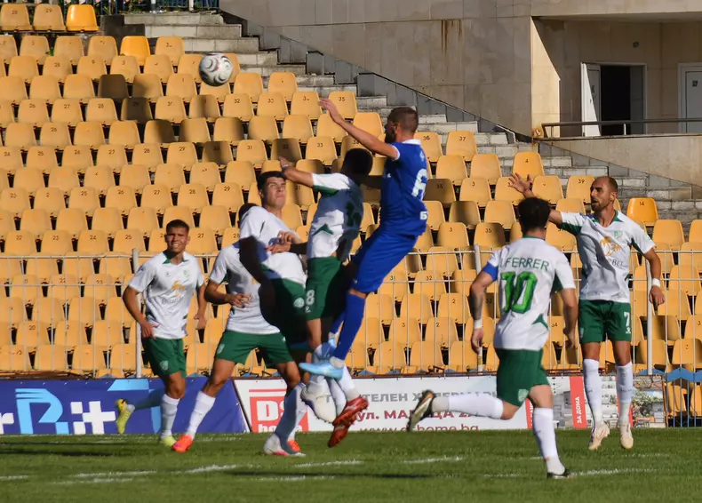 DUEL CERNOMORET BURGAS BEROE