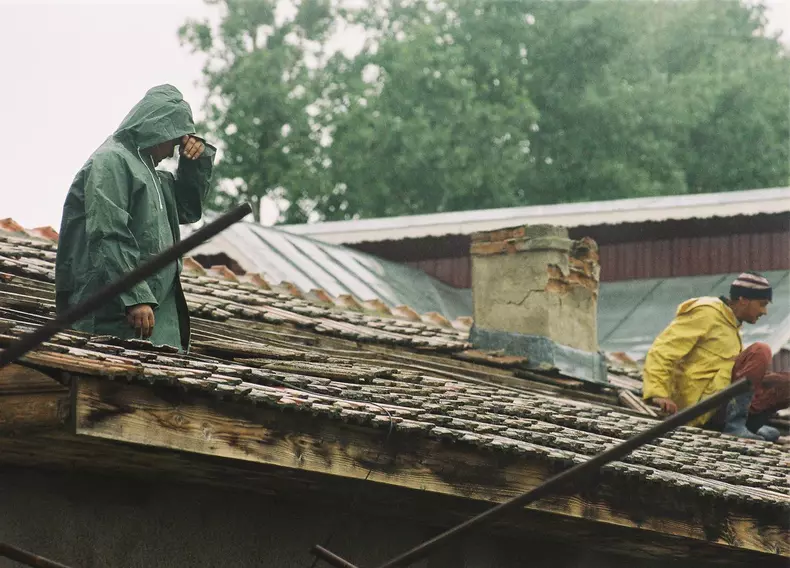 explozie camion mihailesti (1)