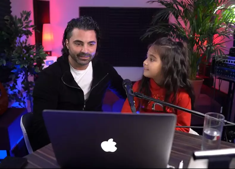 fata-lui-pepe-debut-muzica-3