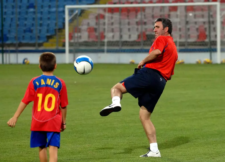 1.FOTBAL:ANTRENAMENT STEAUA BUCURESTI (23.08.2007)