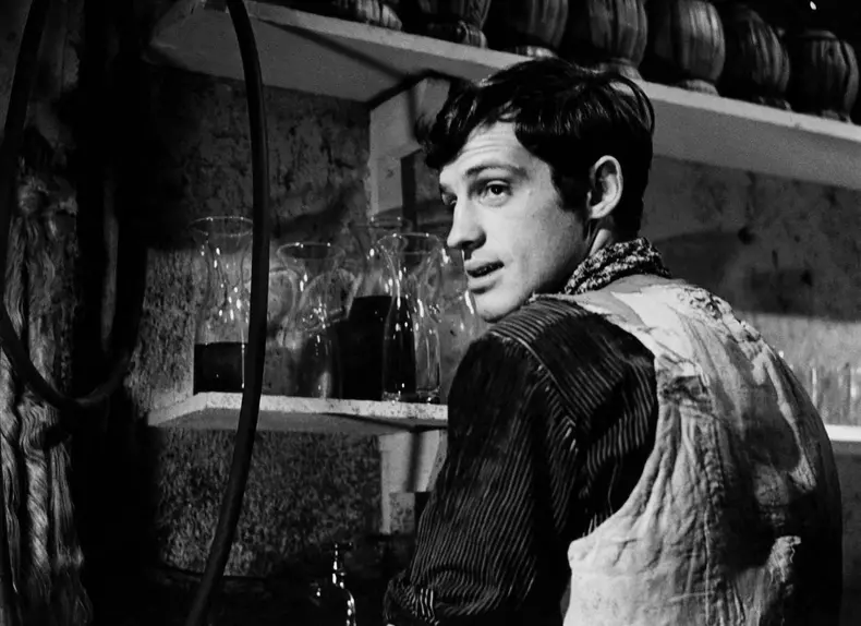 Jean-Paul Belmondo în filmul "Viaccia". 1961