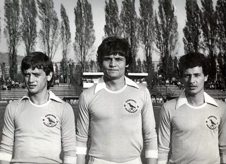 gabor-andone-si-rednic REPLICAhd.ro