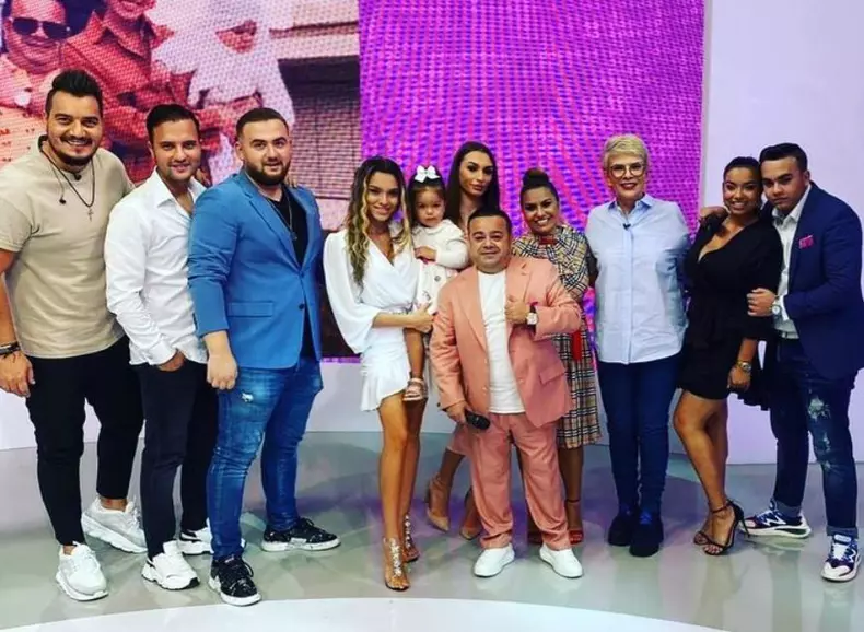 familia-lui-adrian-minune