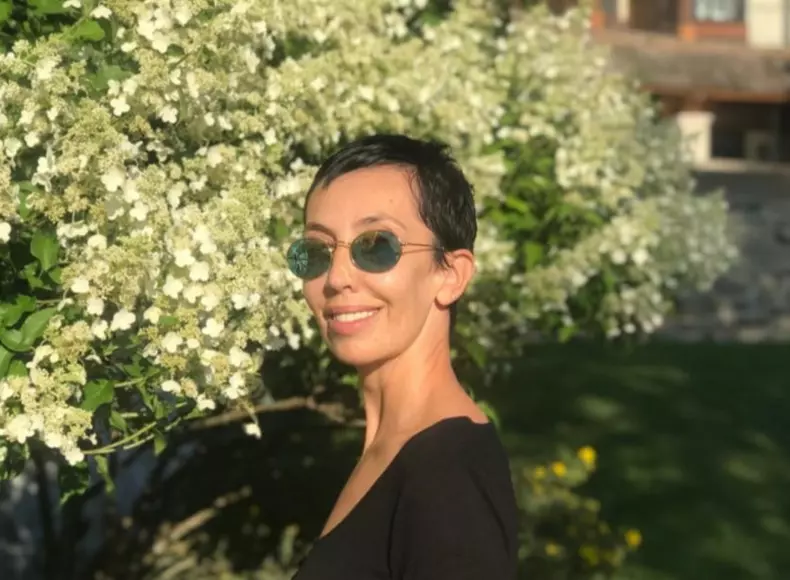 Iulia, soția lui Claudiu Bleonț (2)