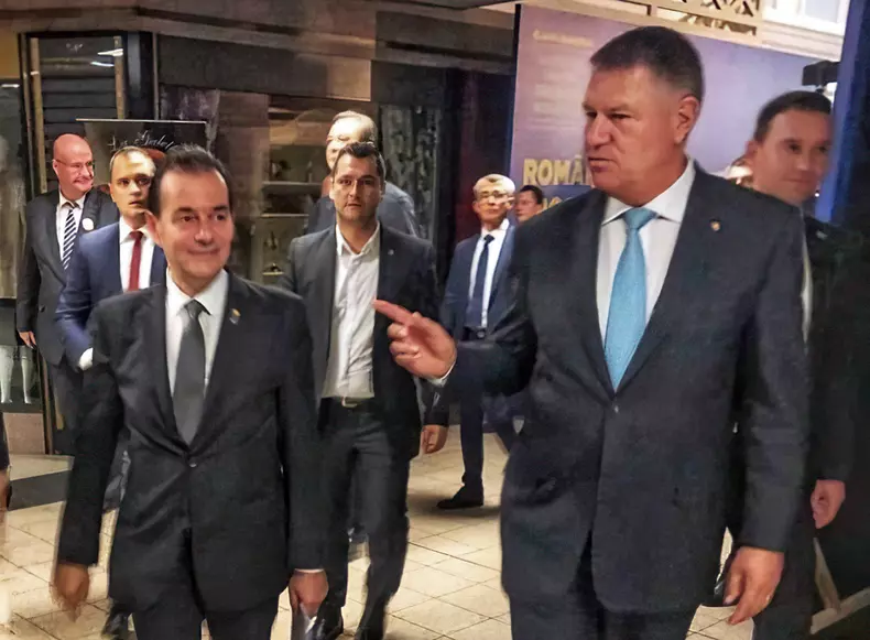 Între președintele României, Klaus Iohannis și prim-ministrul, Ludovic Orban