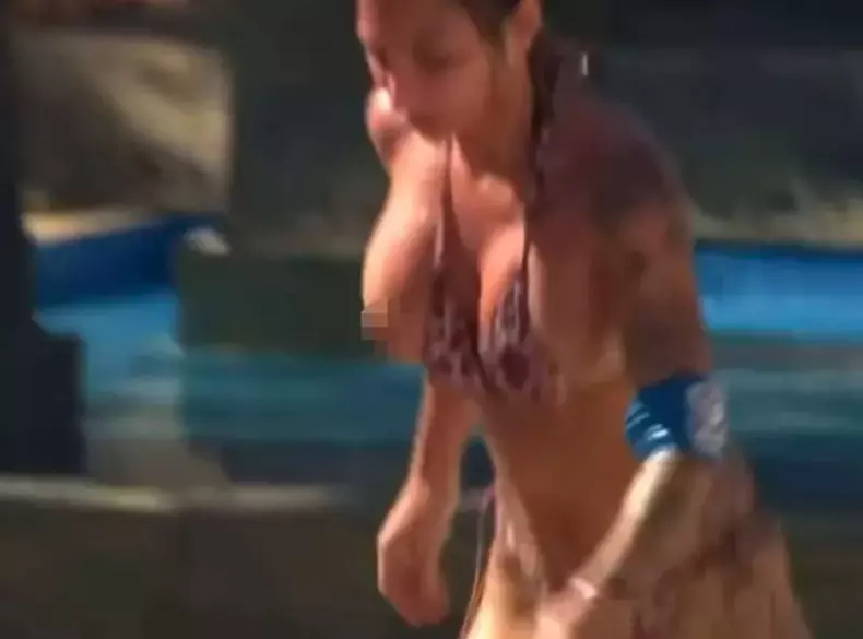 ana-dobrovie-survivor-romania-fara-sutien-1