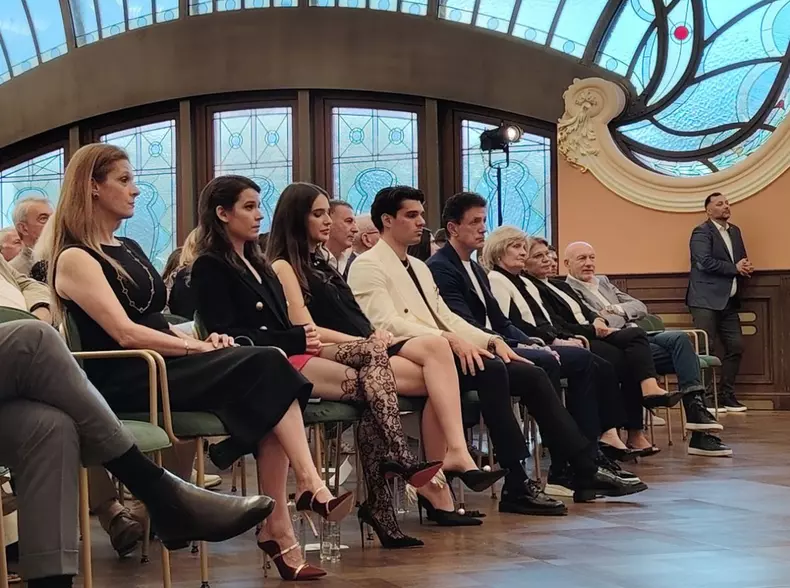ianis hagi, elena tanase, kira hagi, sotie gheorghe hagi cazino constanta 3