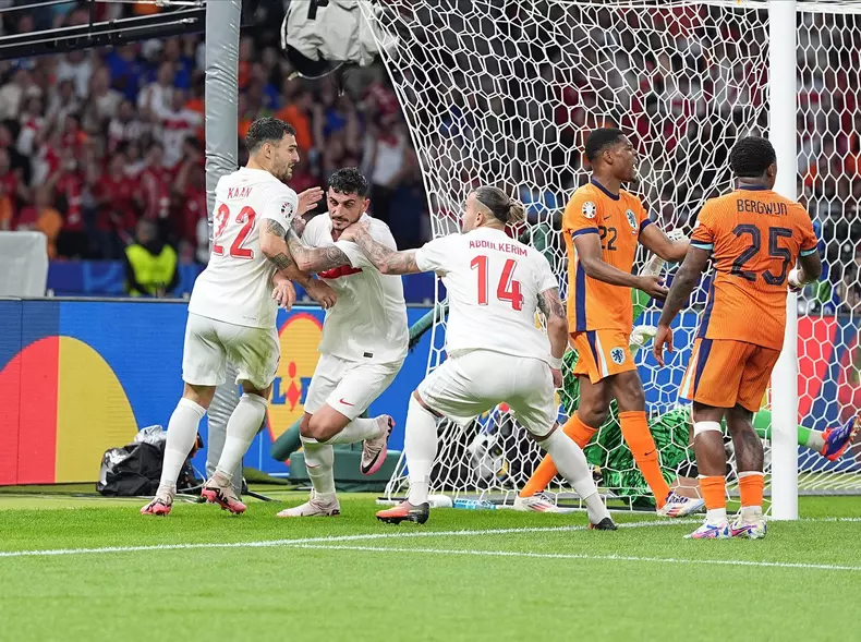 Türkiye - Hollanda EURO 2024 Avrupa Futbol Şampiyonası Çeyrek Final Maçı
