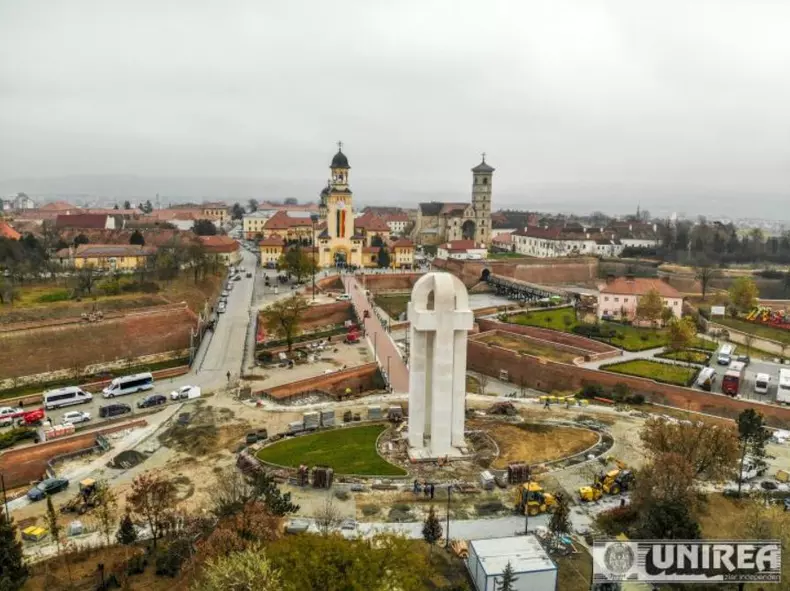 Cum arată Monumentul Marii Uniri de la Alba Iulia (5)