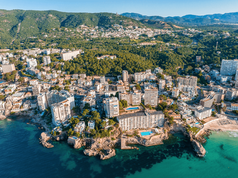 ce-tari-sa-vizitezi-in-luna-iunie-2023-palma-de-mallorca