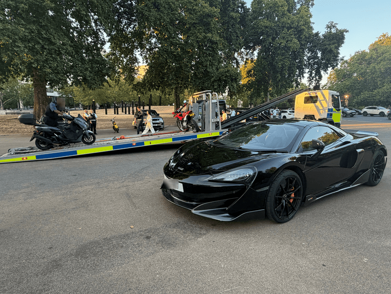 Mclaren_at_Wellington_Arch_after_being_seized_jpg