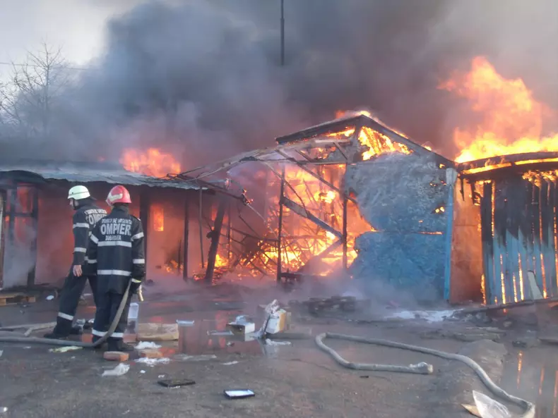 incendiu_histria___3_.jpg
