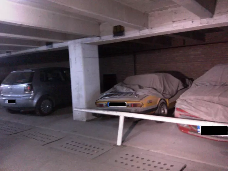masini-in-garaja.jpg