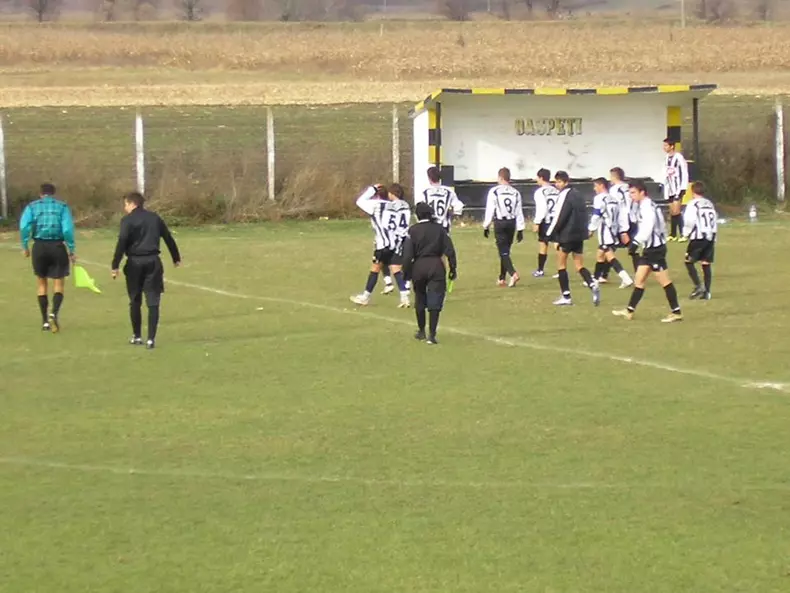 1068951_490762341000553_611396871_n