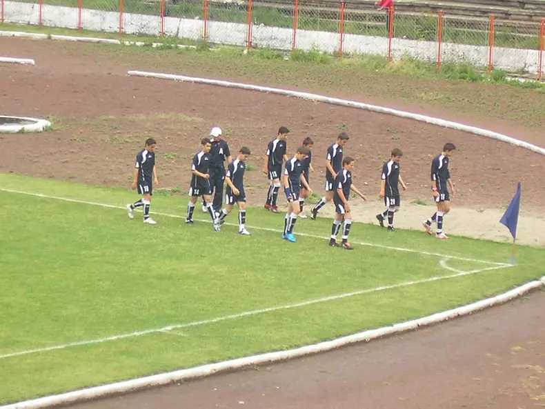 1075219_490765237666930_1805380717_n