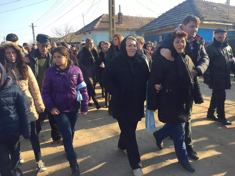 inmormantare victime Palilula