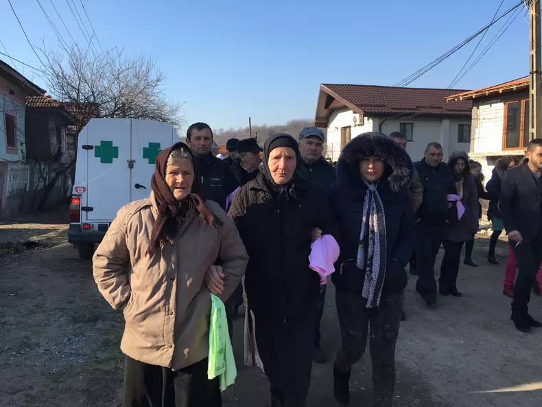 inmormantare victime Palilula