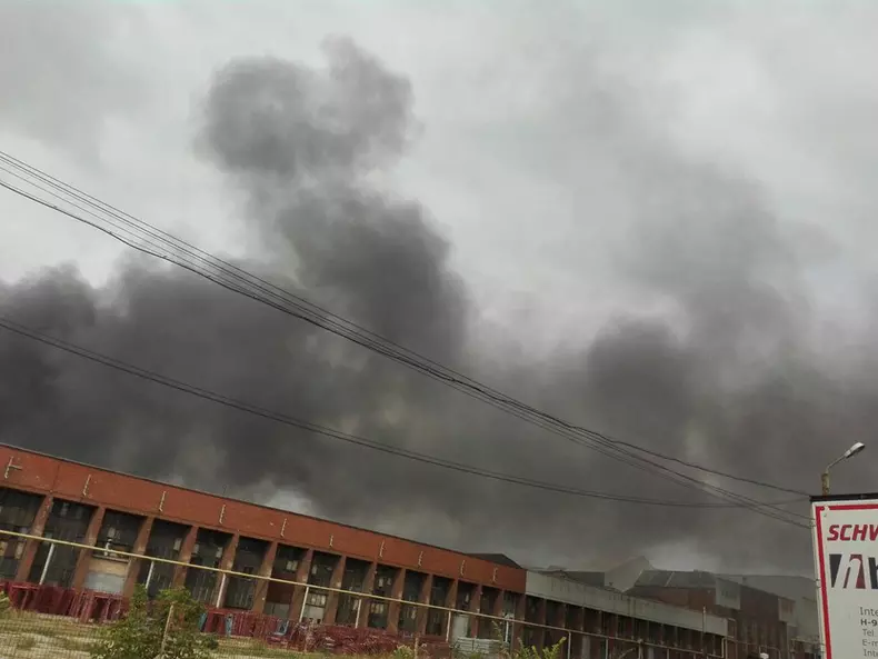 incendiu hala bauturi alcoolice 2