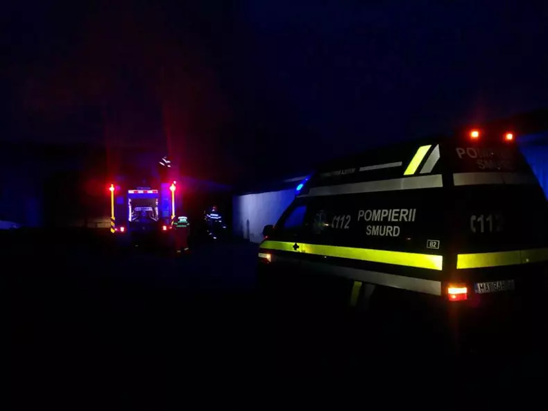 Incendiu depozit iasi2