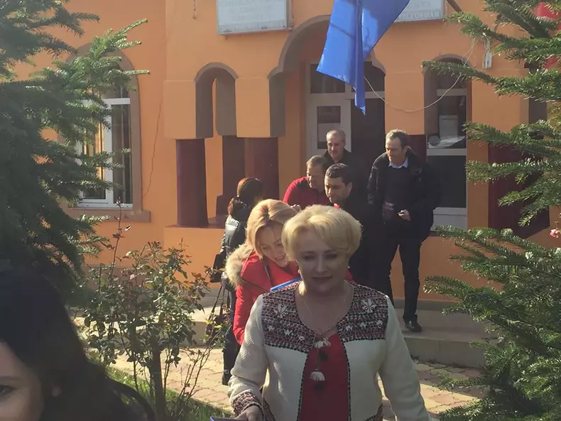 14963220_1249865888389706_7976403808518167130_n