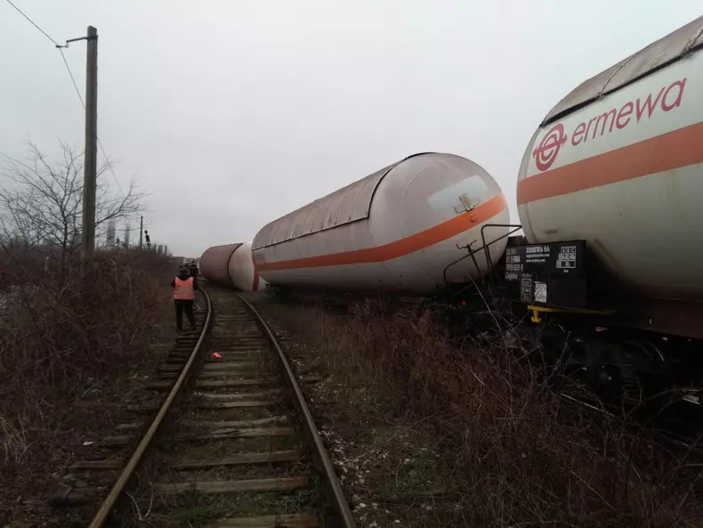 tren deraiat Constanta (1)