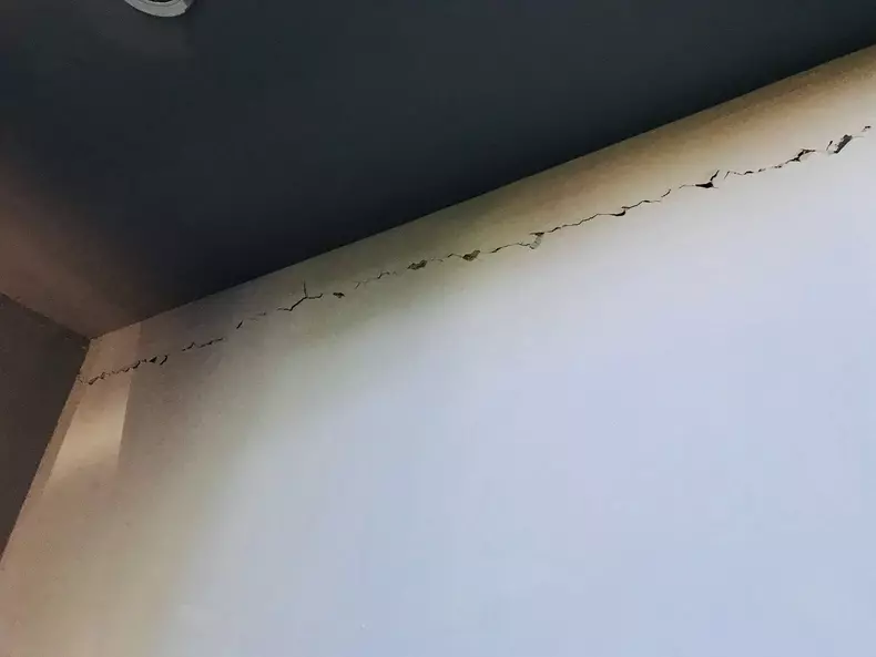 7 Crapaturile din structura de rezistenta ar trebui sa ingrijoreze