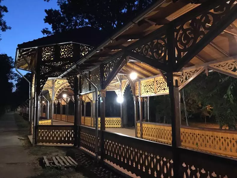 colonada din parcul de la buzias (1)