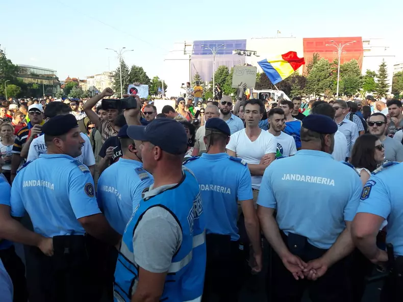 Protest Piata Victoriei, 20 iunie