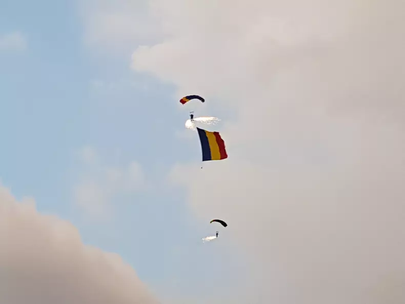 37877620_1903147573039971_1758291789153828864_n