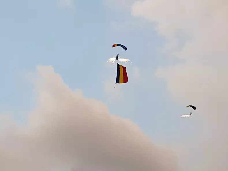 37951032_1903147553039973_7782728426820993024_n