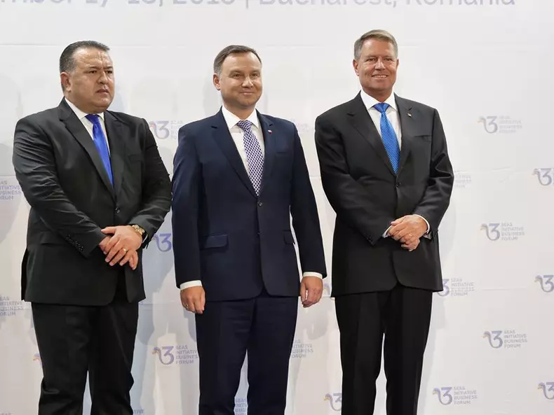 summit initiativa celor trei mari 7