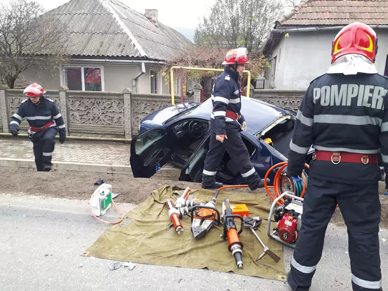 Accident înfiorător pe DN7, în județul Hunedoara (4)