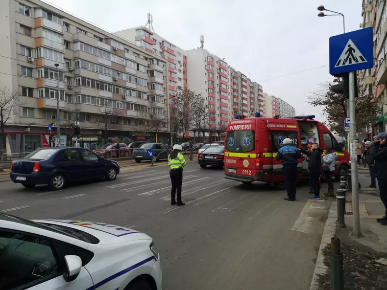 49476378_212137936401813_7070693595845492736_n