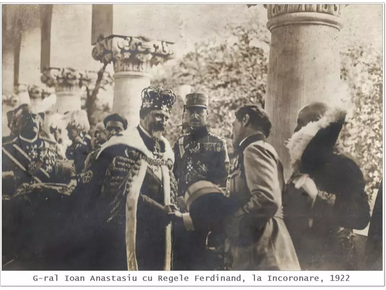 Monument funerar din Cimitirul Bellu, la preț de apartament cu două camere