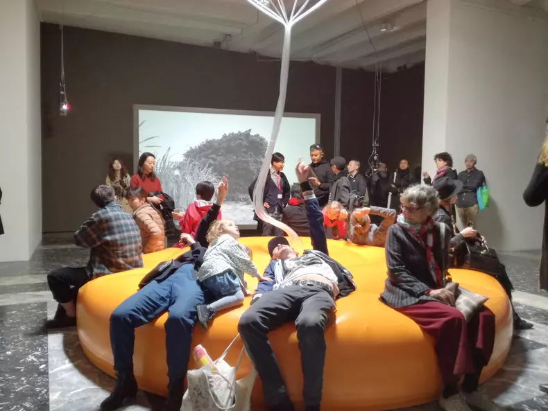 „Cosmo-Eggs”, Pavilionul Japoniei