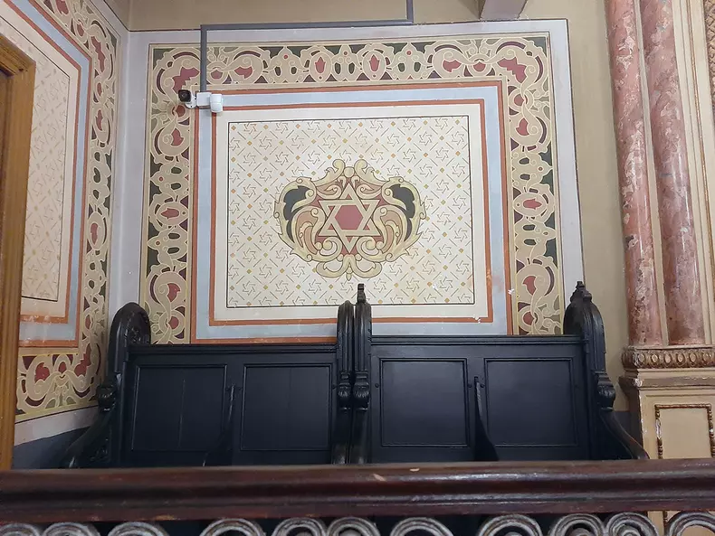 Detaliu din Sinagoga Mare de la București