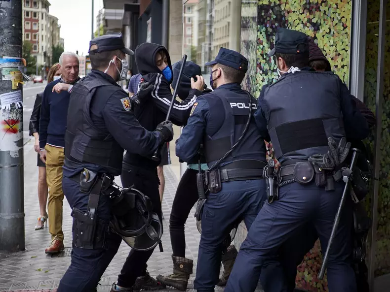 Proteste la Pamplona (Spania). Foto: Hepta