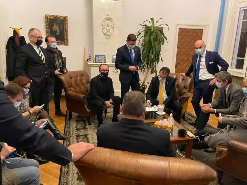 129626782_3398950263507145_1683239562007223301_n