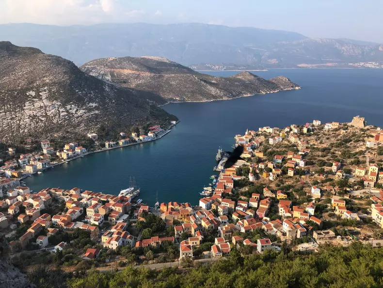 shutterstock_1695317446