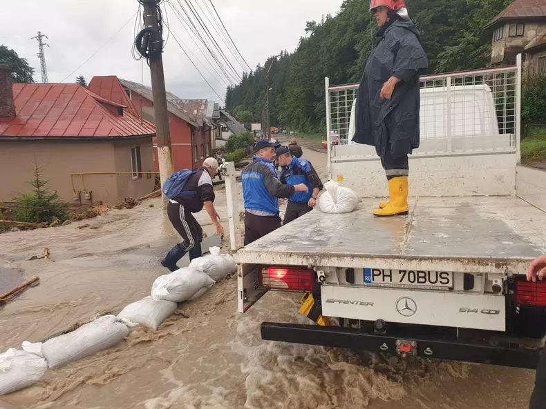 ae84ad7d-ec69-4a0d-9185-ca276acea3a8