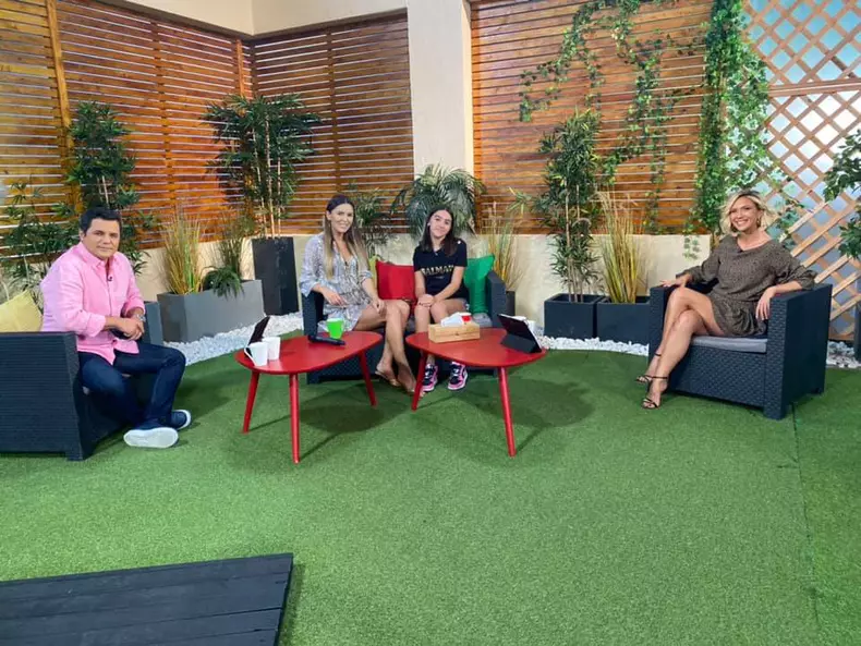 denisa nechifor si fiica ei