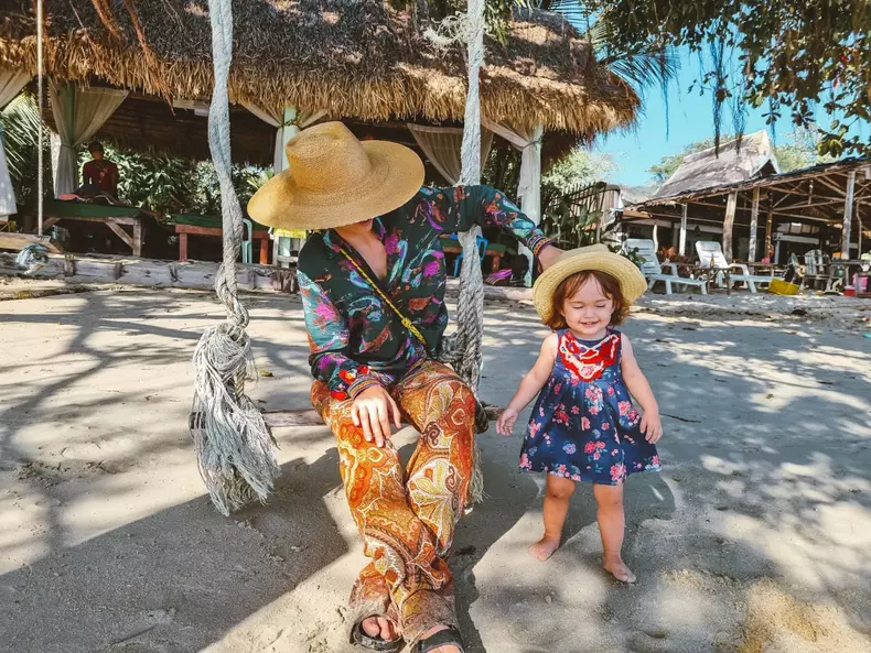 dana-rogoz-familie-vacanta-thailanda-1