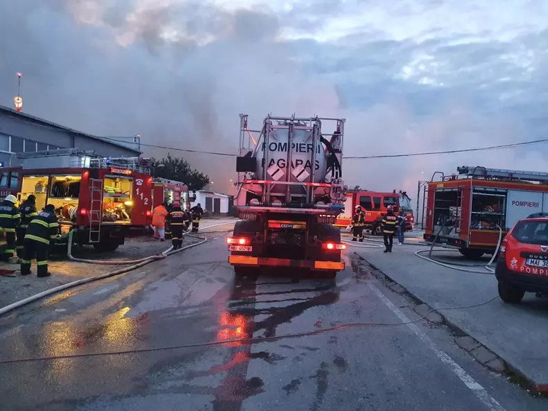 2791059453914087828947638169890309758068240n