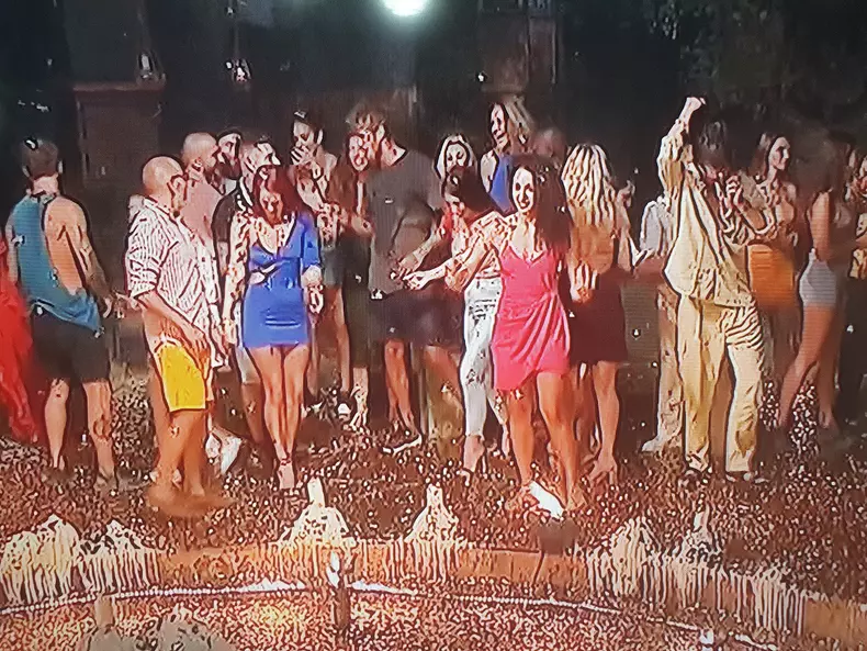 alex-delea-a-castigat-survivor-2022-4
