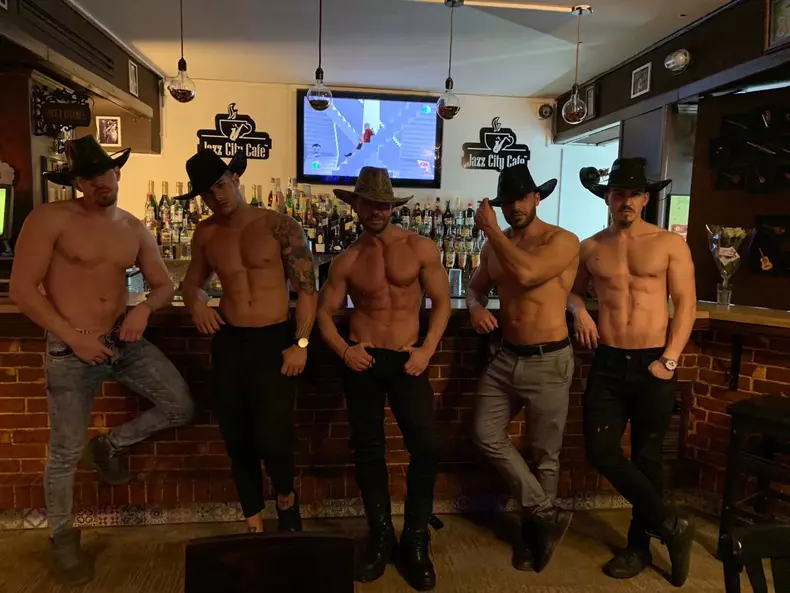 tarufe-flamingo-boys-5