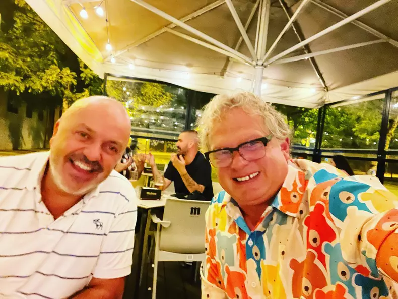 leonard-miron-si-iubitul-22-de-ani-de-relatie-2