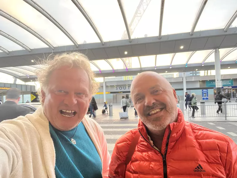 leonard-miron-si-iubitul-22-de-ani-de-relatie-4