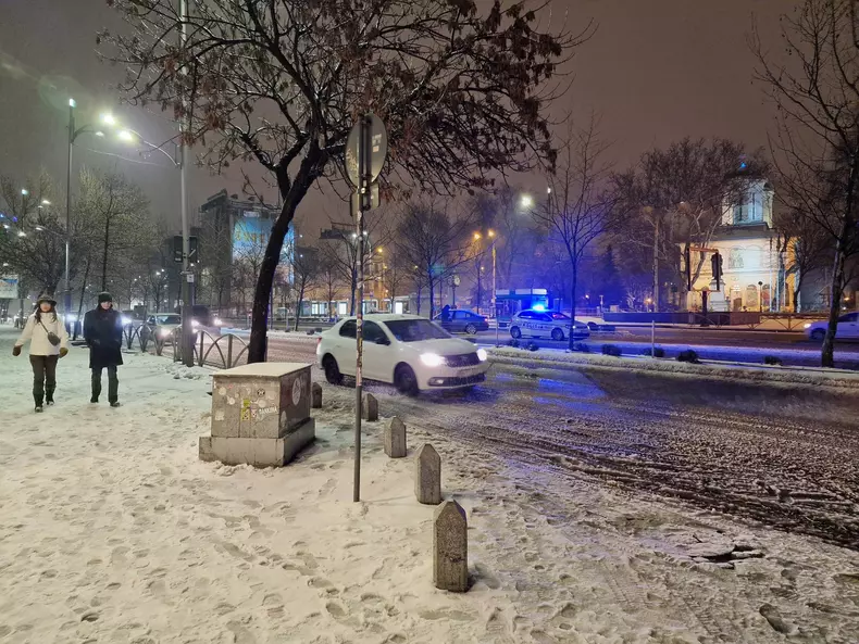 32777516012122243463669357364865000904935143n-1